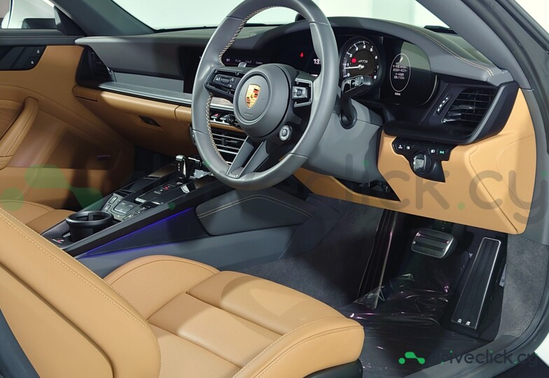 Porsche 911 White