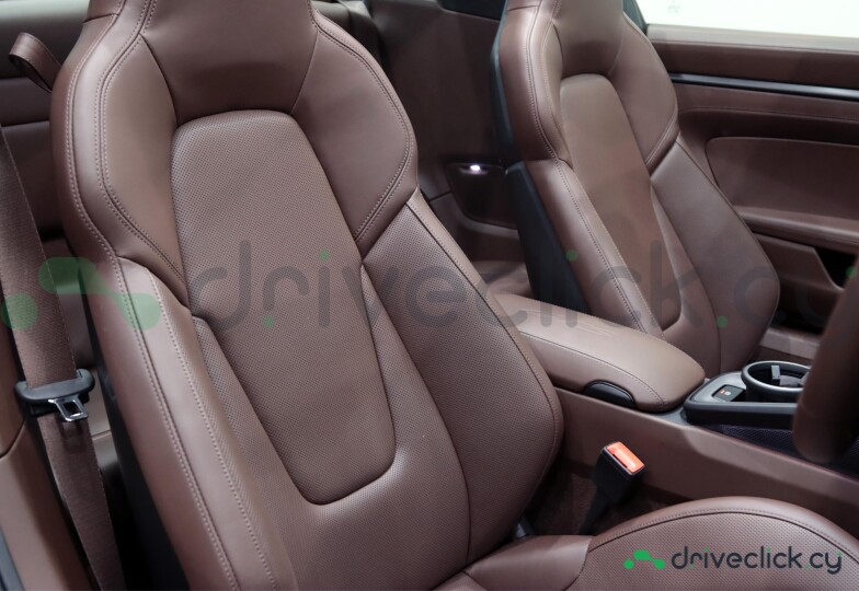 Porsche 911 Green