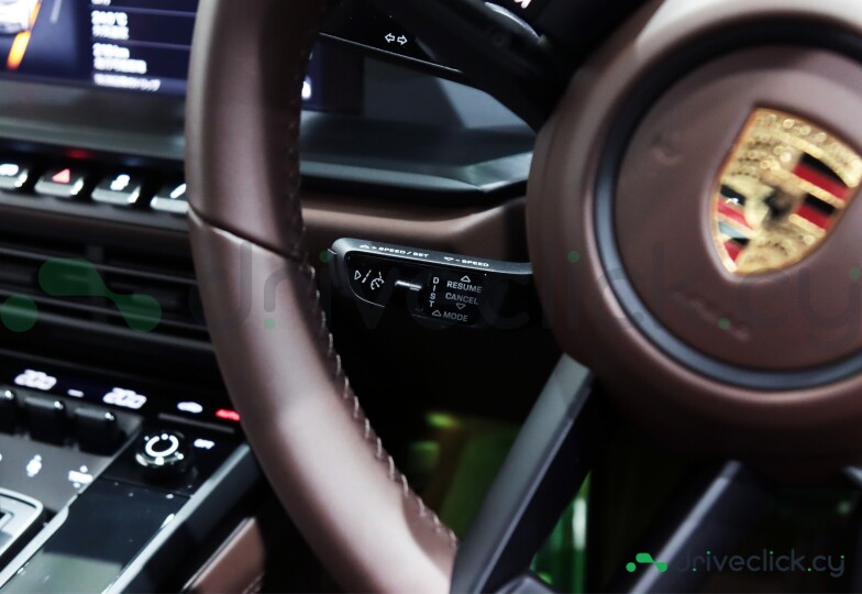 Porsche 911 Green