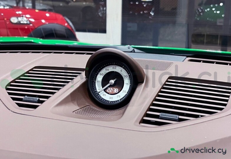 Porsche 911 Green