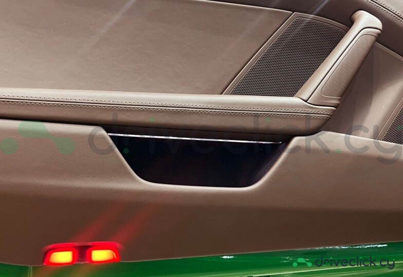 Porsche 911 Green