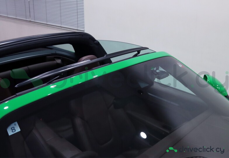 Porsche 911 Green