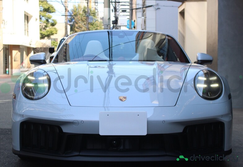 Porsche 911 White