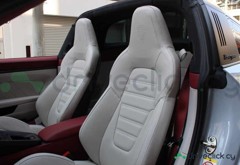 Porsche 911 White