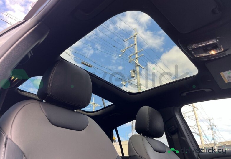 Mercedes GLA-class Grey