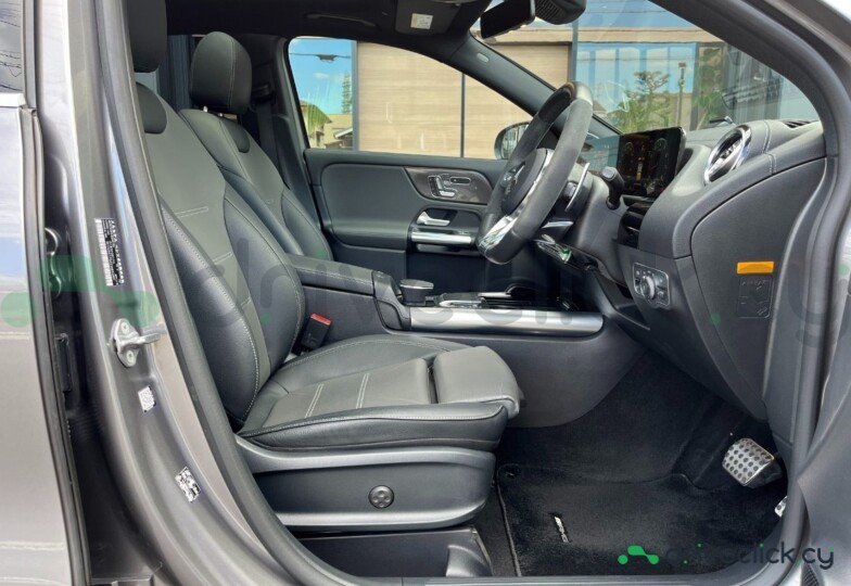 Mercedes GLA-class Grey