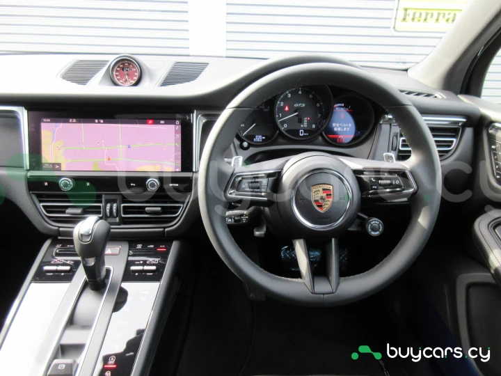 Porsche Macan Черный