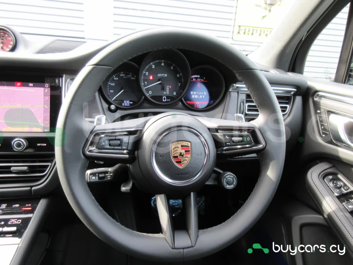 Porsche Macan Черный