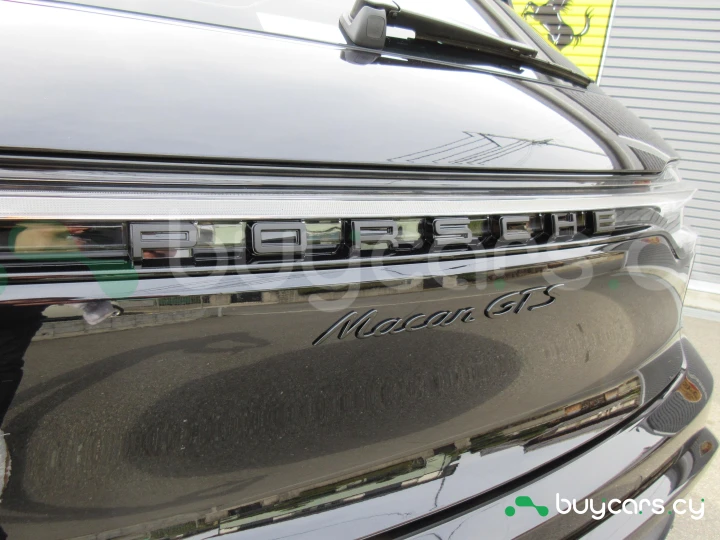 Porsche Macan Черный