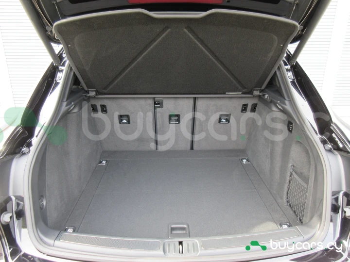 Porsche Macan Черный