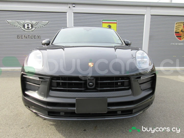 Porsche Macan Черный