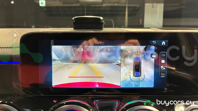 Mercedes GLB-class Red