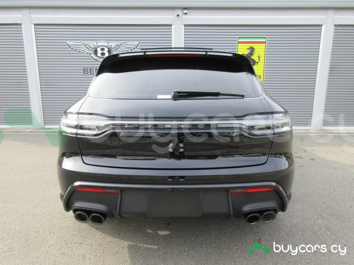 Porsche Macan Черный