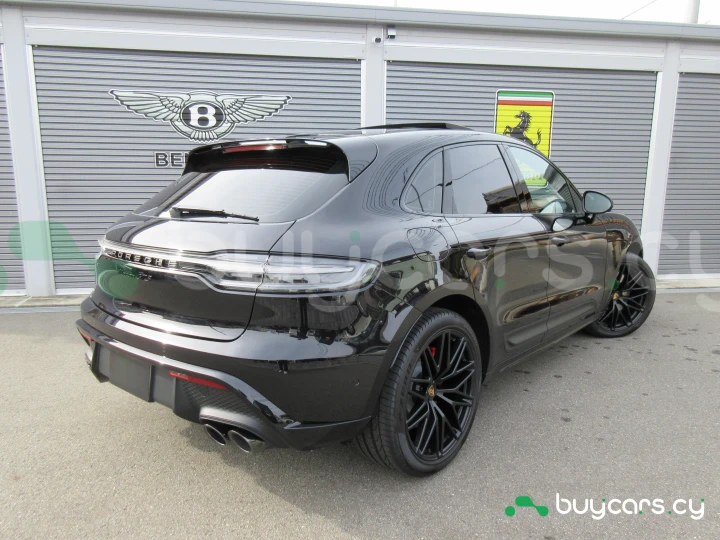 Porsche Macan Черный