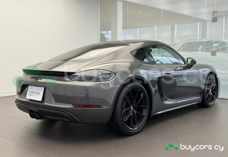 Porsche 718 Cayman Black