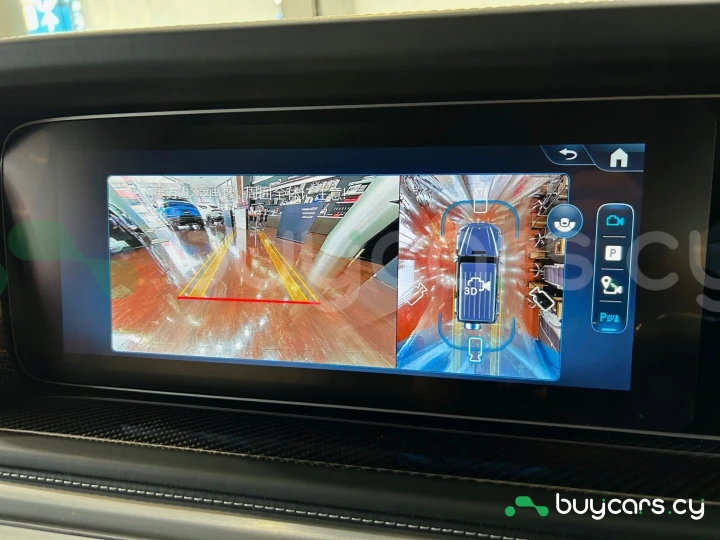 Mercedes G-class Белый