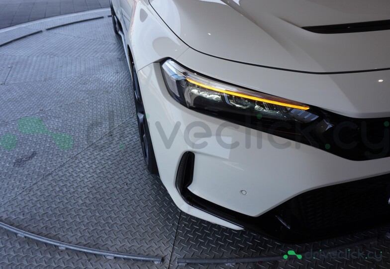 Honda Civic Type R White