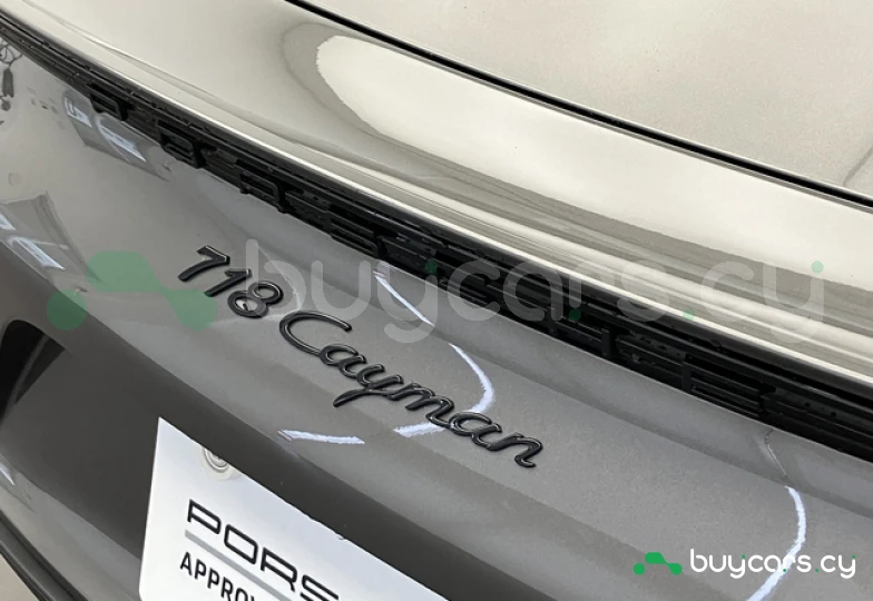 Porsche 718 Cayman Black