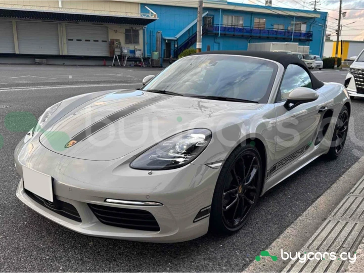 Porsche 718 Boxster White