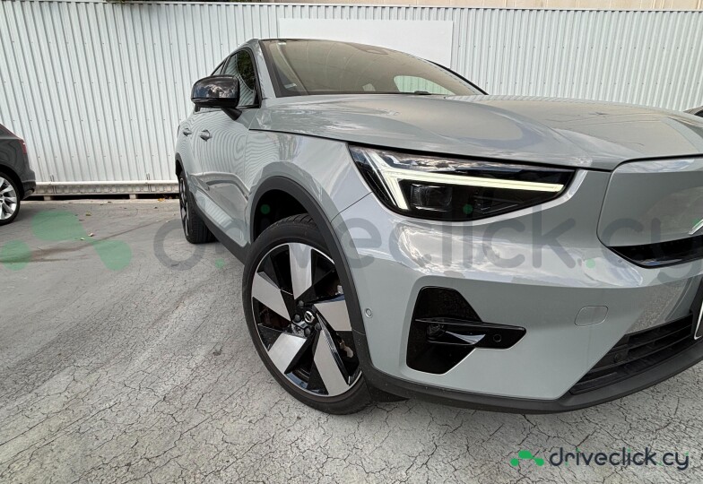Volvo C40 Серый