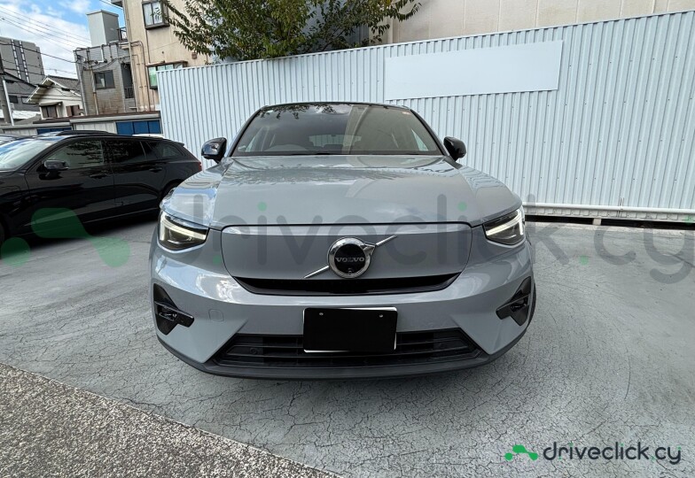 Volvo C40 Серый