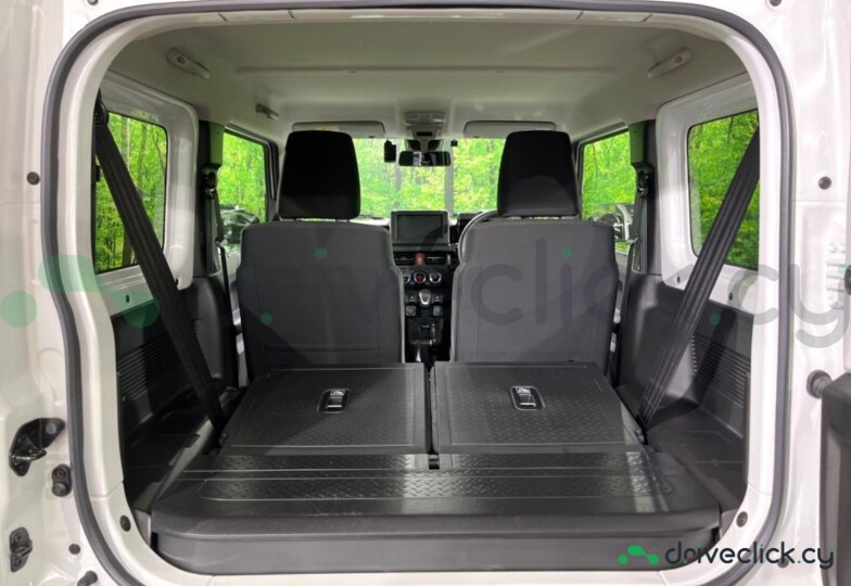 Suzuki Jimny White