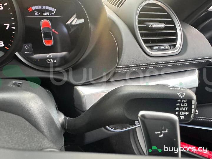 Porsche 718 Boxster White