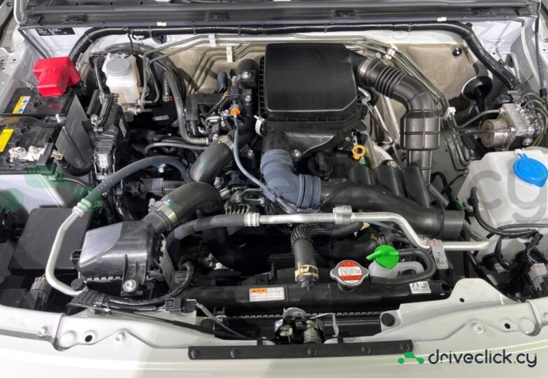 Suzuki Jimny White