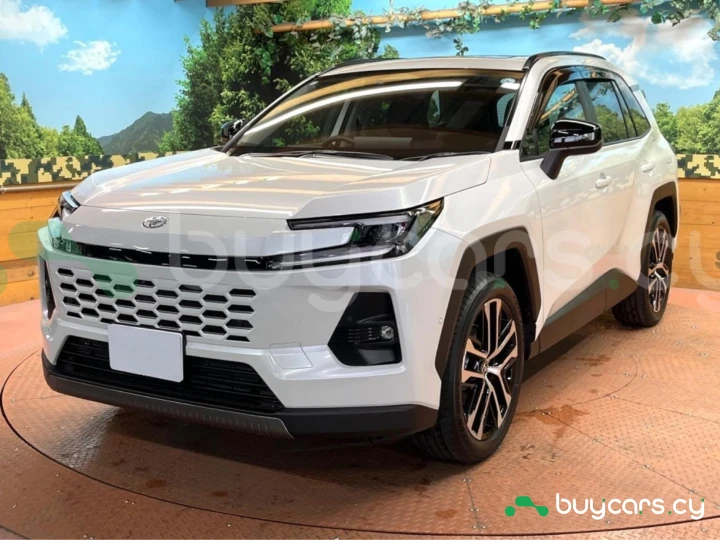 Toyota RAV4 Белый