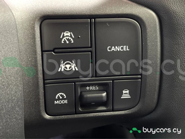 Toyota RAV4 Белый