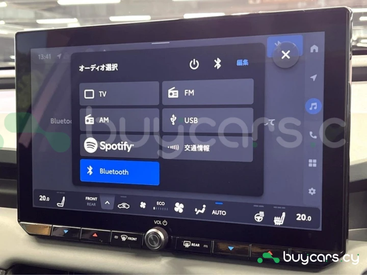 Toyota RAV4 Белый