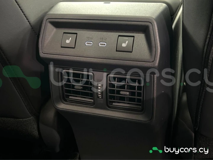 Toyota RAV4 Белый