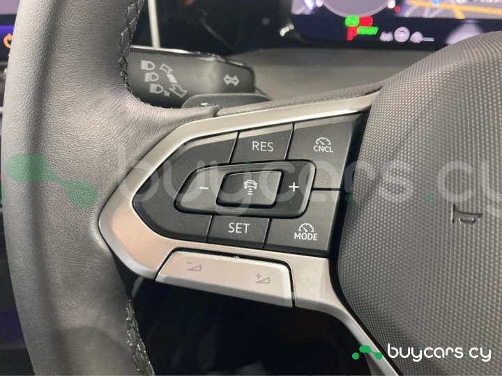 Volkswagen Golf Blue