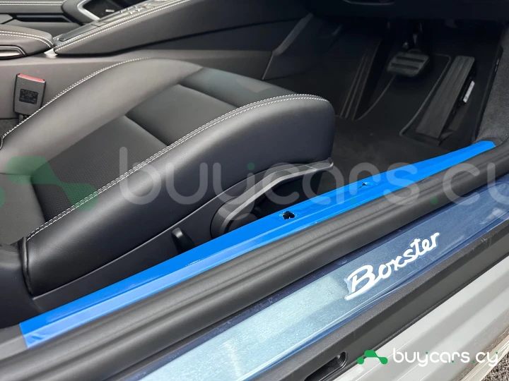 Porsche 718 Boxster White