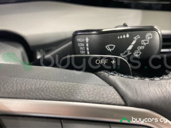 Volkswagen Golf Blue