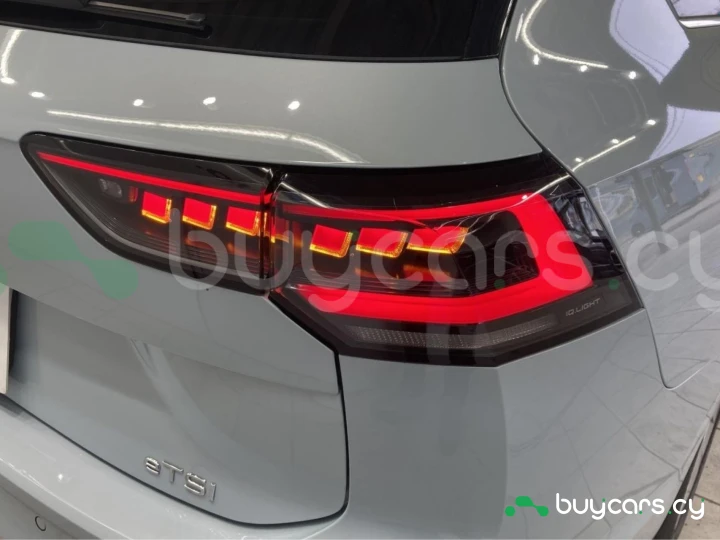 Volkswagen Golf Blue