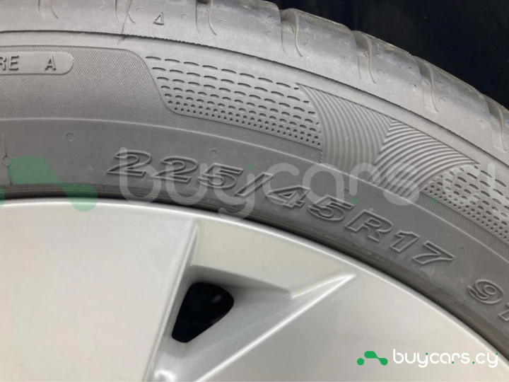 Volkswagen Golf Blue