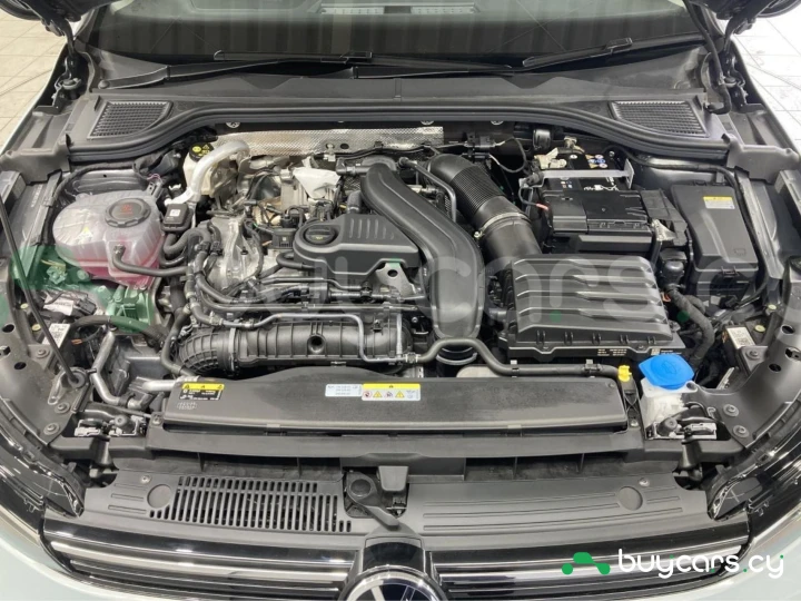 Volkswagen Golf Blue