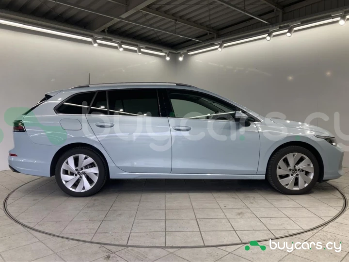 Volkswagen Golf Blue