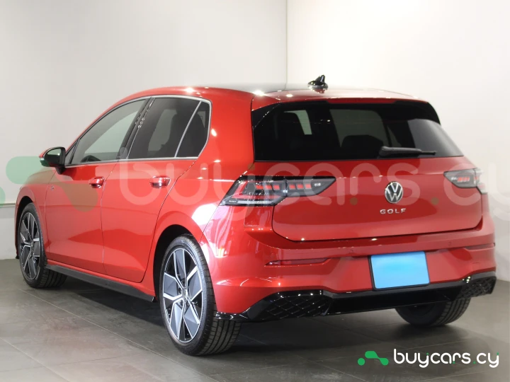 Volkswagen Golf Red