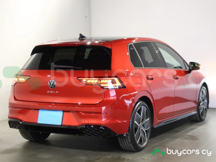 Volkswagen Golf Red