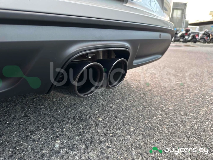 Porsche 718 Boxster White