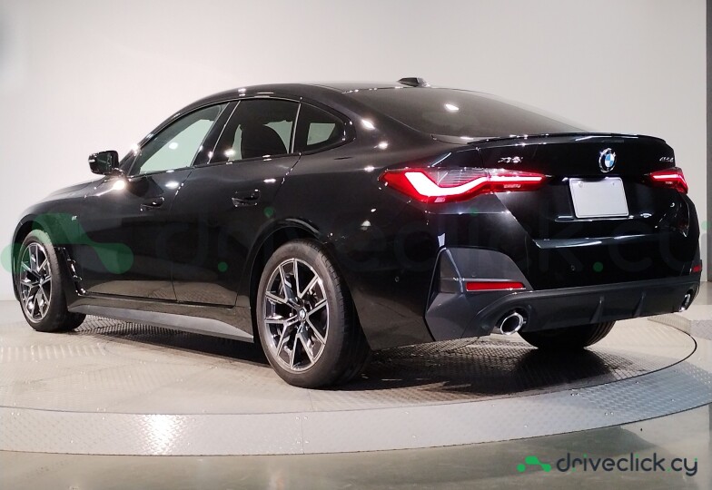 BMW 4 series Черный