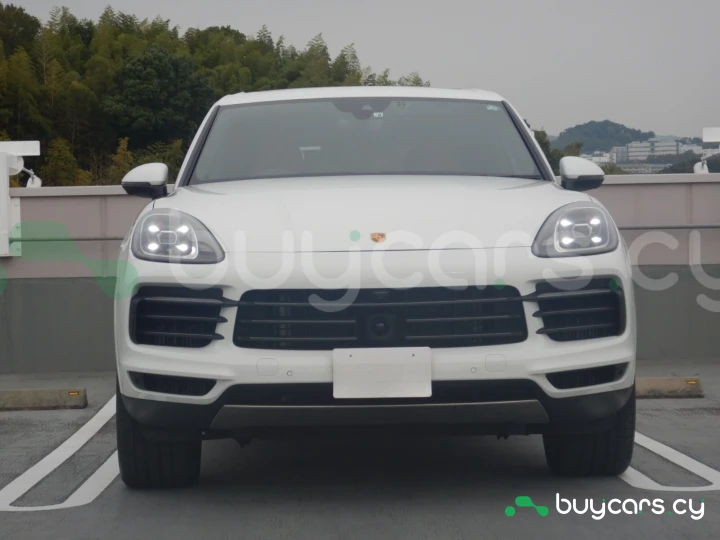 Porsche Cayenne White