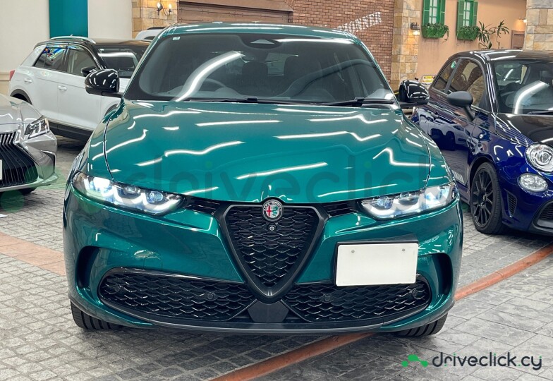Alfa Romeo Tonale Green