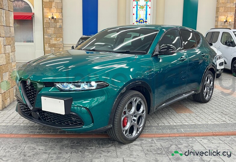 Alfa Romeo Tonale Green