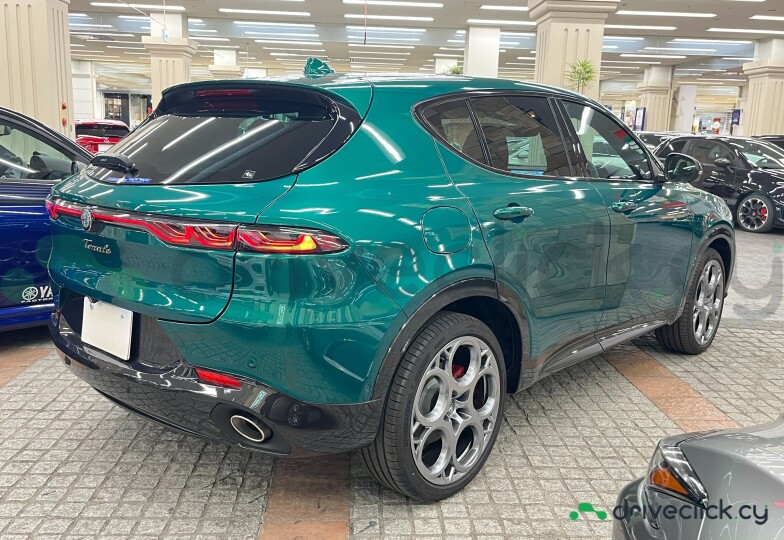 Alfa Romeo Tonale Green