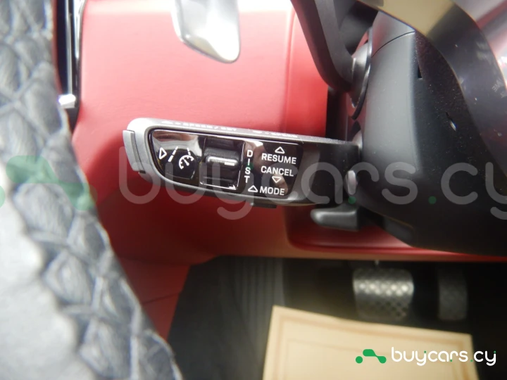 Porsche Cayenne White