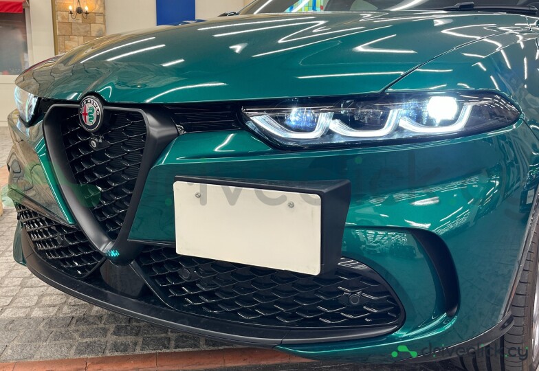 Alfa Romeo Tonale Green