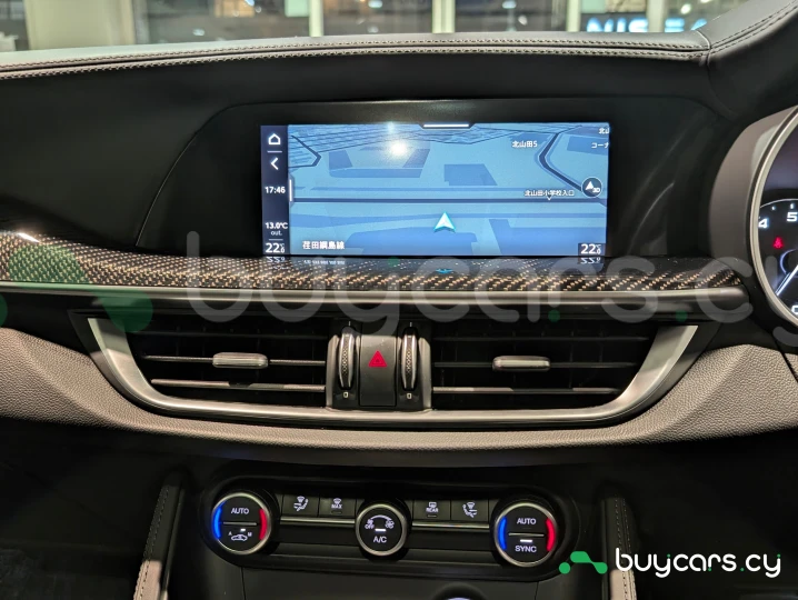 Alfa Romeo Stelvio Black